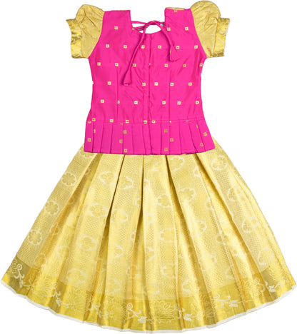 Pattu Pavadai Lehenga Choli Kerala White